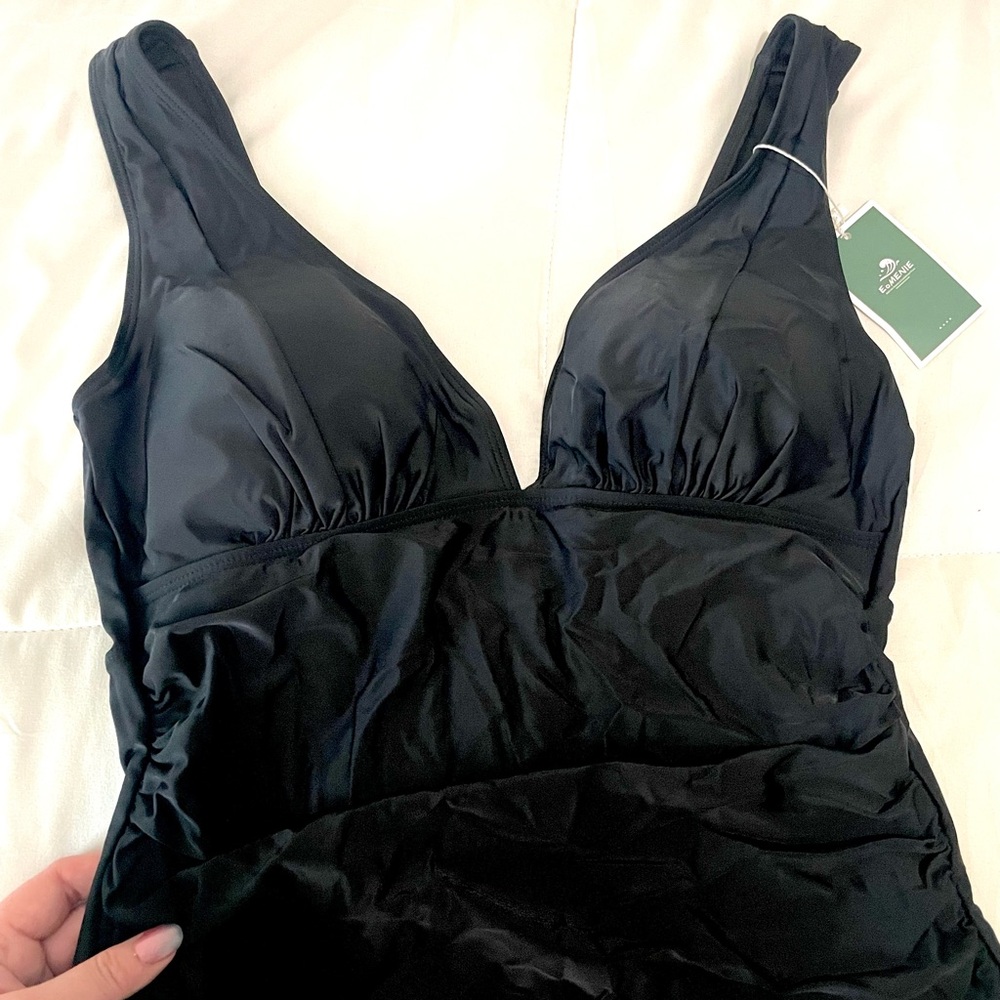 Eomenie Black One Piece Swimsuit - Picture 6 of 8